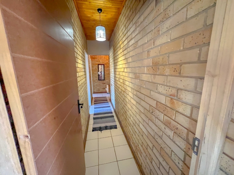 4 Bedroom Property for Sale in Vaalpark Free State